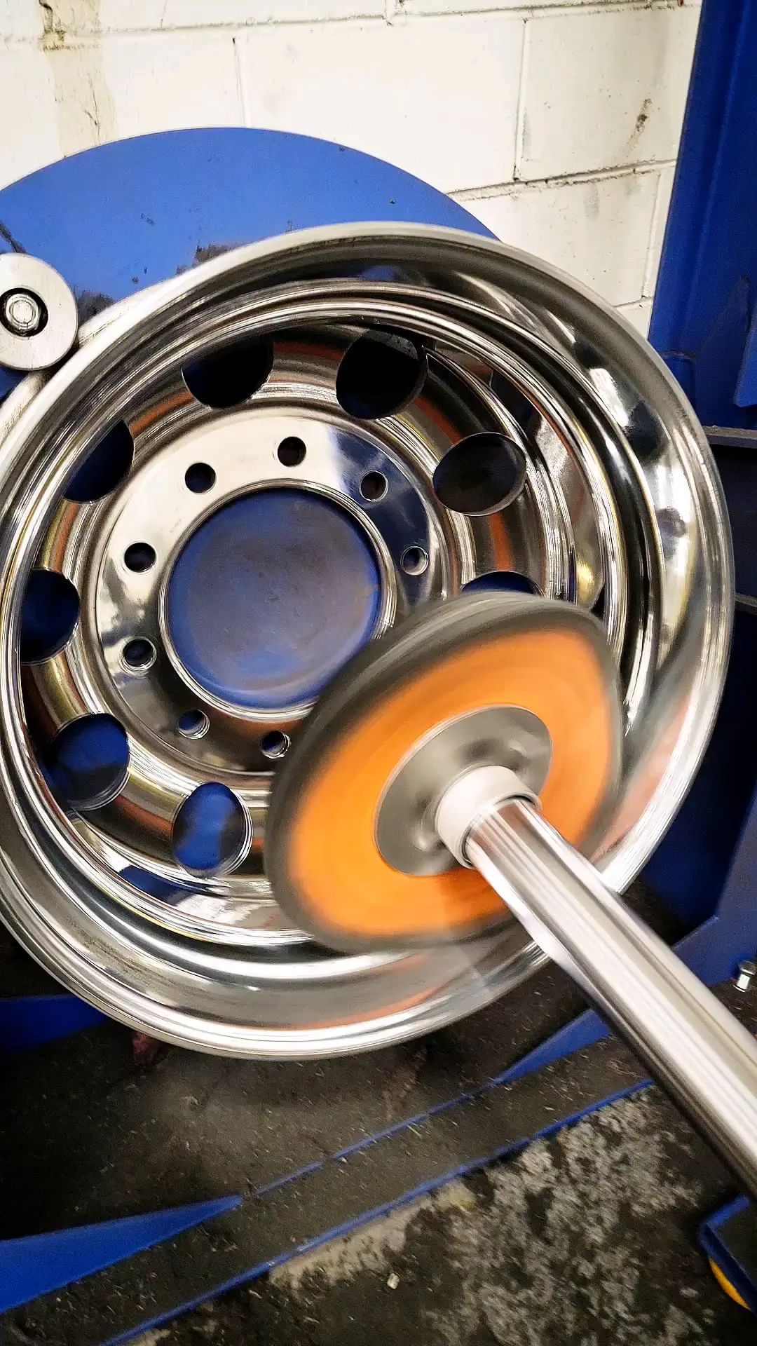 Advancing Wheel Elegance: The Innovation Behind ADV-408 Alloy Wheel Polishing