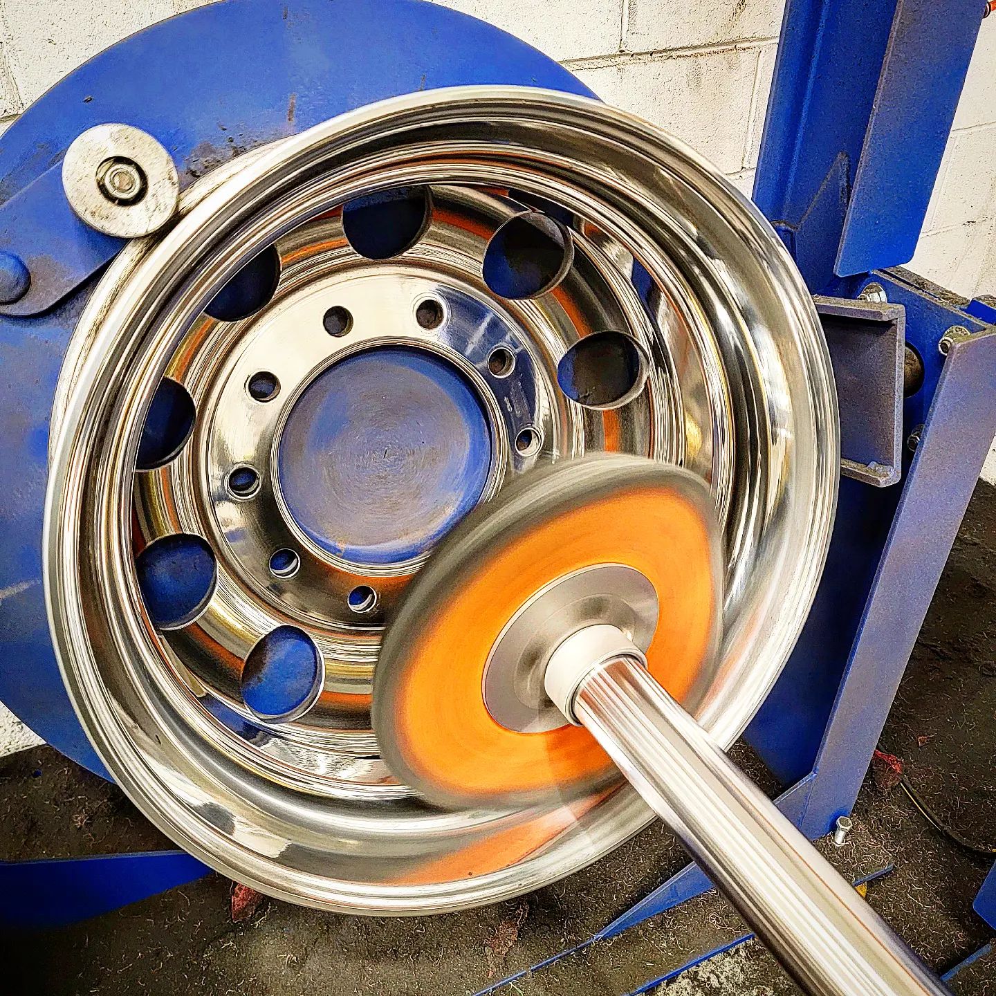 The ADV-408 Alloy Wheel Polishing Experience