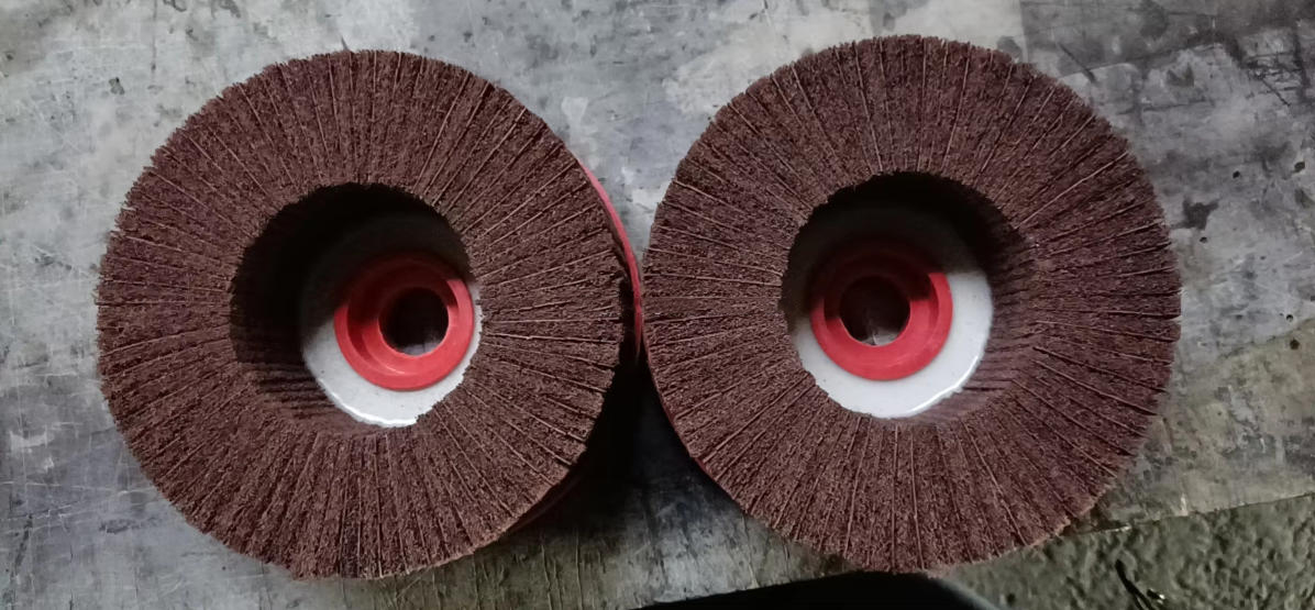 wheel/cup brush.jpg wheel/cup brush.jpg