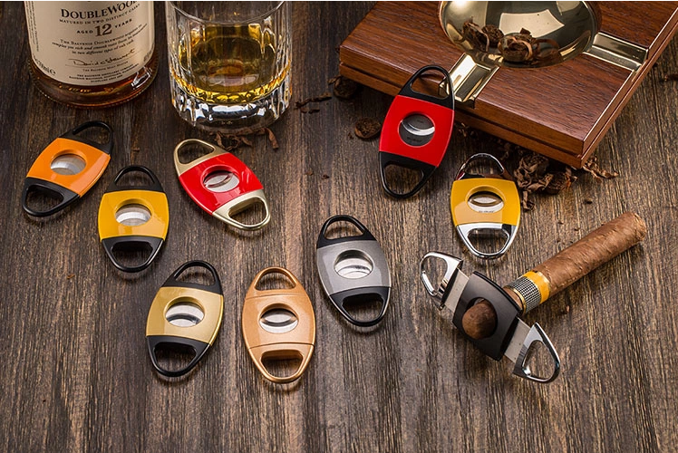 high quality sharp customized logo metal stainless steel blades portable cigar cutter4.png