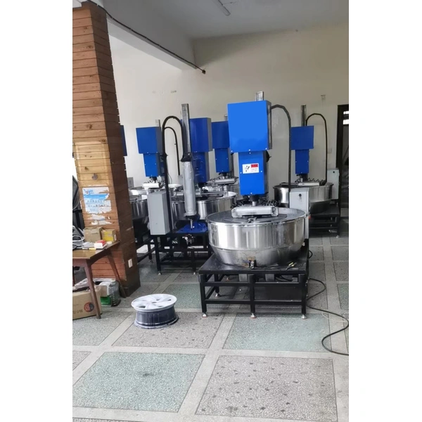 Radpoliermaschine, Vibrator für Felgen