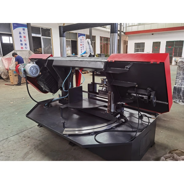 آلات قطع المعادن آلة المنشار الحزامي الأفقي  