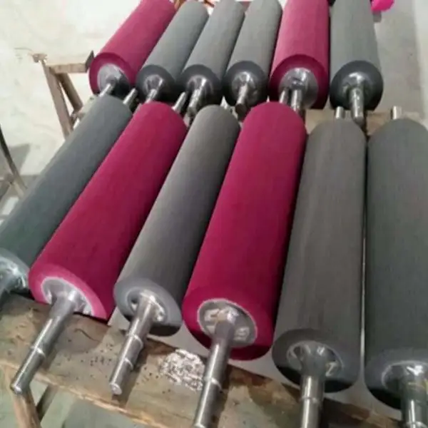 Cepillo de rodillo abrasivo de nailon no tejido para pulir láminas de metal