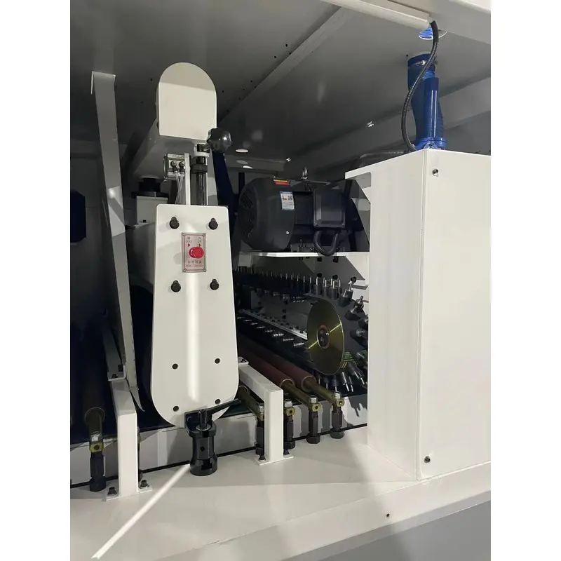 Entgratungsmaschine zur schweren Schlackenentfernung für plasma- und autogengeschnittene Teile