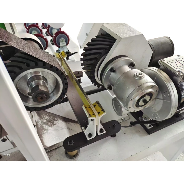 Máquina pulidora de tubos sin centro