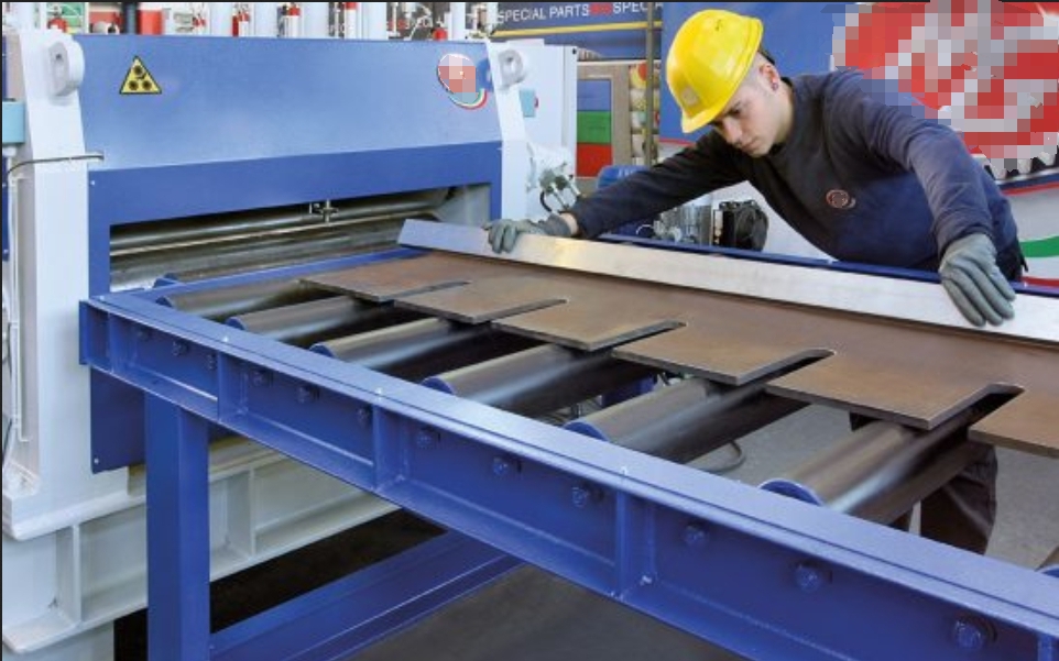 Metallnivelliermaschine
