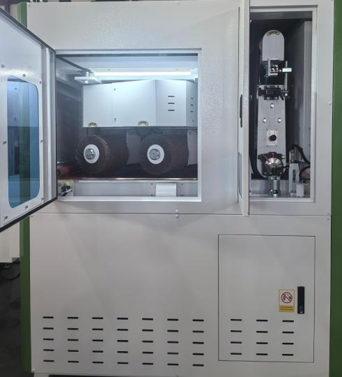 deburring machine R and W station