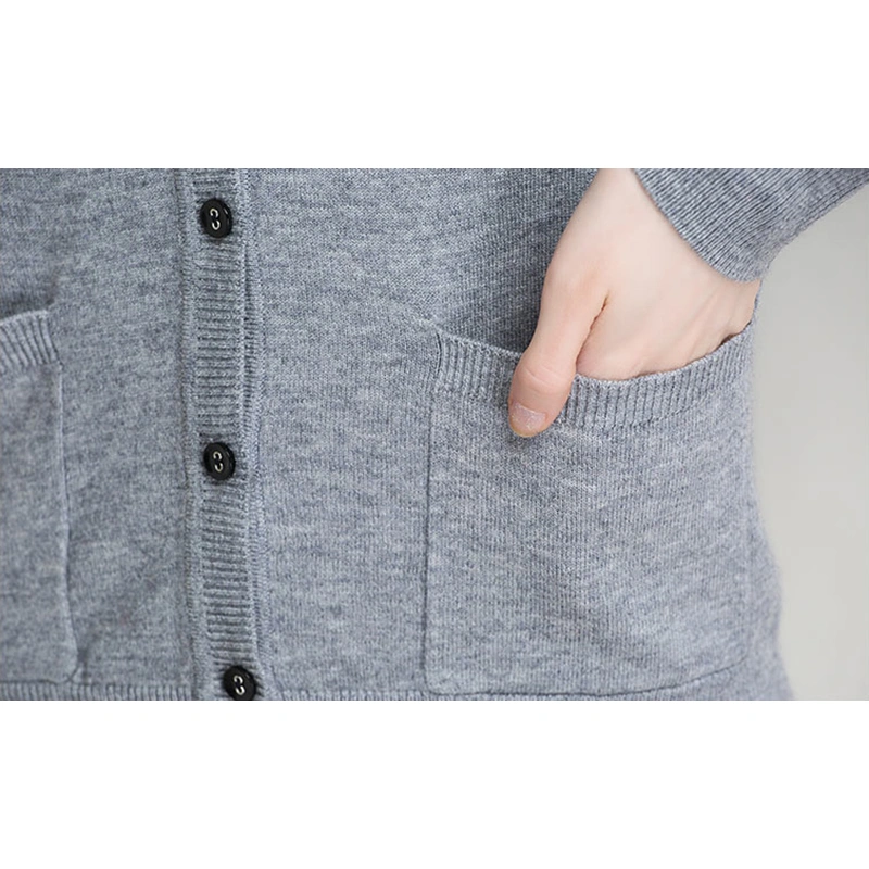 Women's Long Sleeved Knitted Cardigan