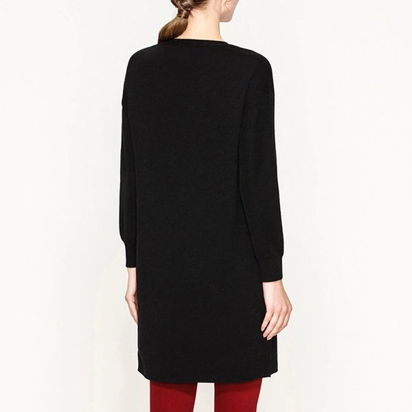 Ladies knitted pullover with printing