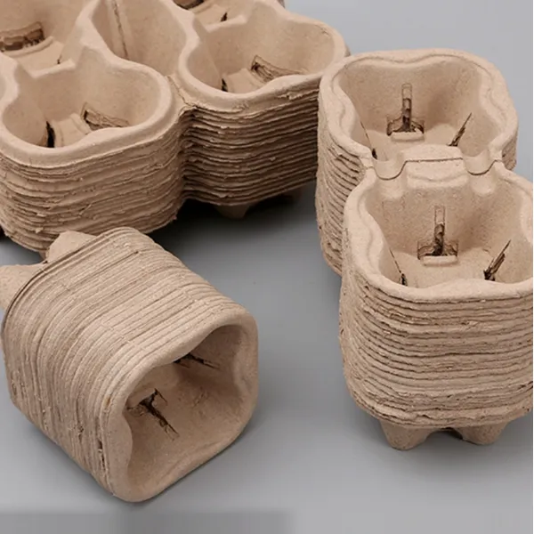 bốn ngăn đựng cốc chất liệu bột giấy đựng cốc giấy nóng dùng một lần