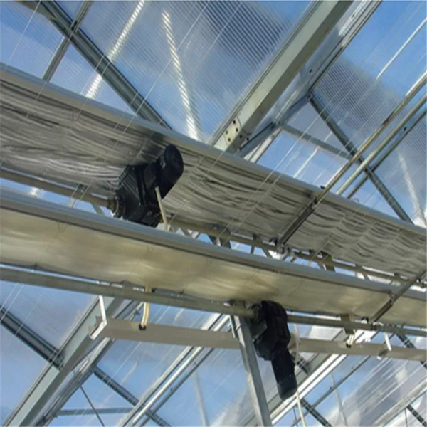 Thermal insulation quilt used inside multi-span plastic film greenhouse
