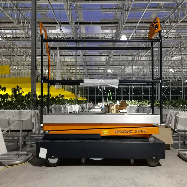 Hydraulic Greenhouse Aerial Work Platform for Harvest Picking / Lifting Platform / Truck