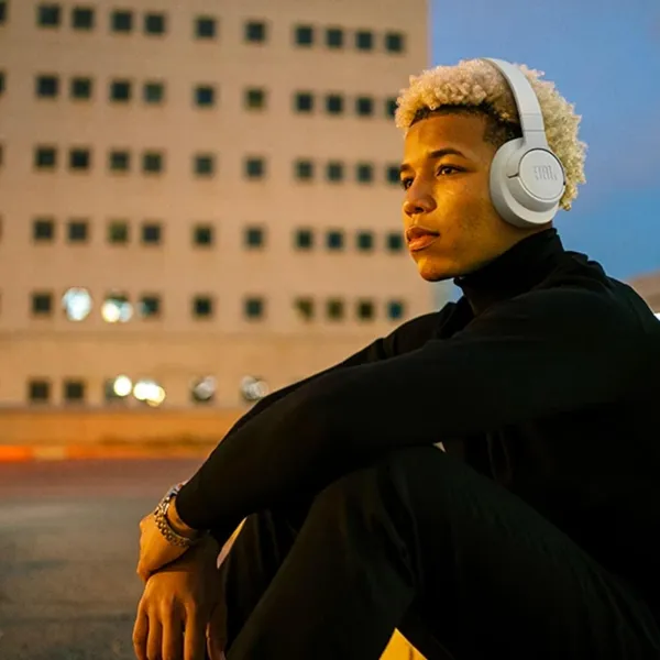 JBL Tune 720BT Wireless Over-Ear Headphones – 76H Playtime, 40mm Pure Bass & Bluetooth 5.3