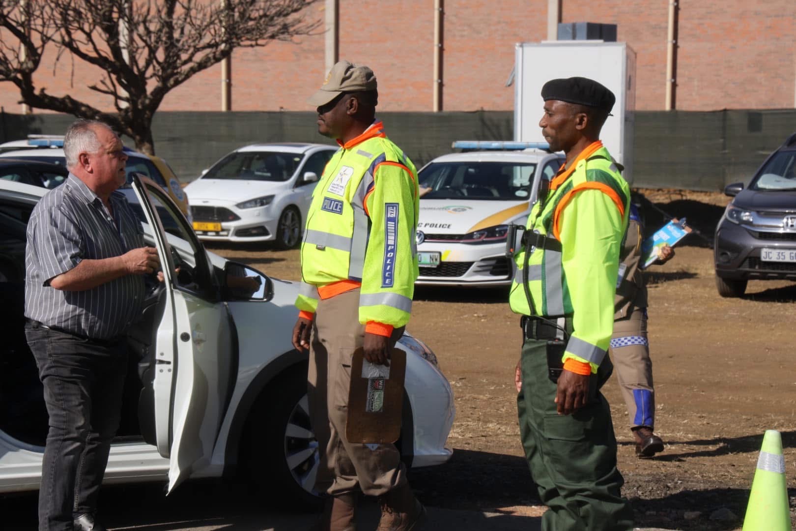 Intelligent Body-Worn Camera Solution Enhances Transparency and Coordination  in Traffic Enforcement